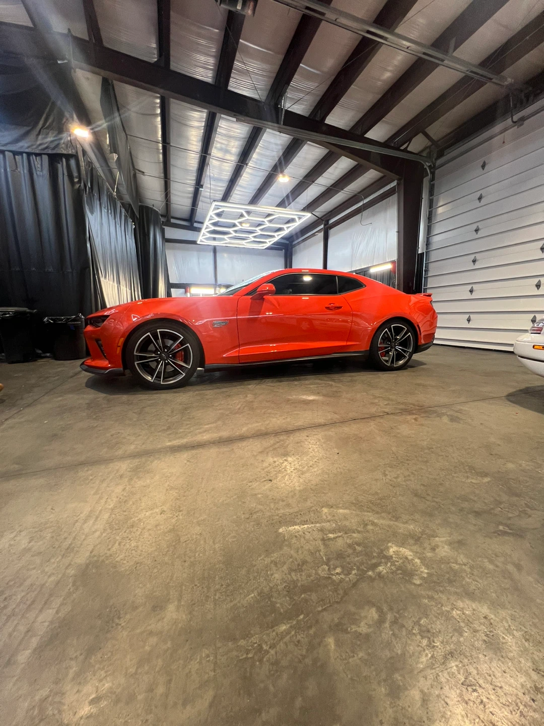 2018 Camaro 2SS Hotwheels edition - photo 2