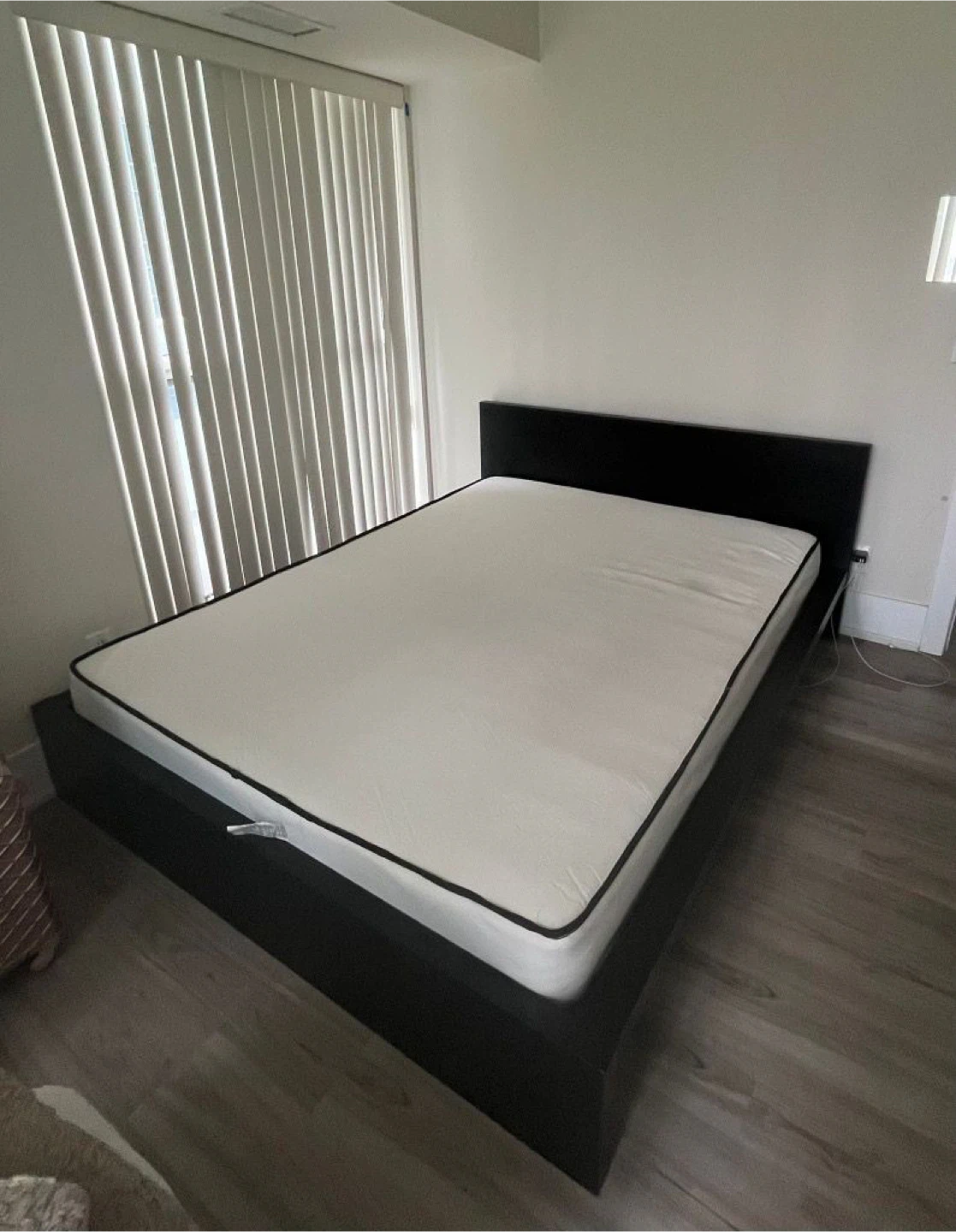 IKEA Malm Bed Frame with Mattress - Queen Size - photo 3