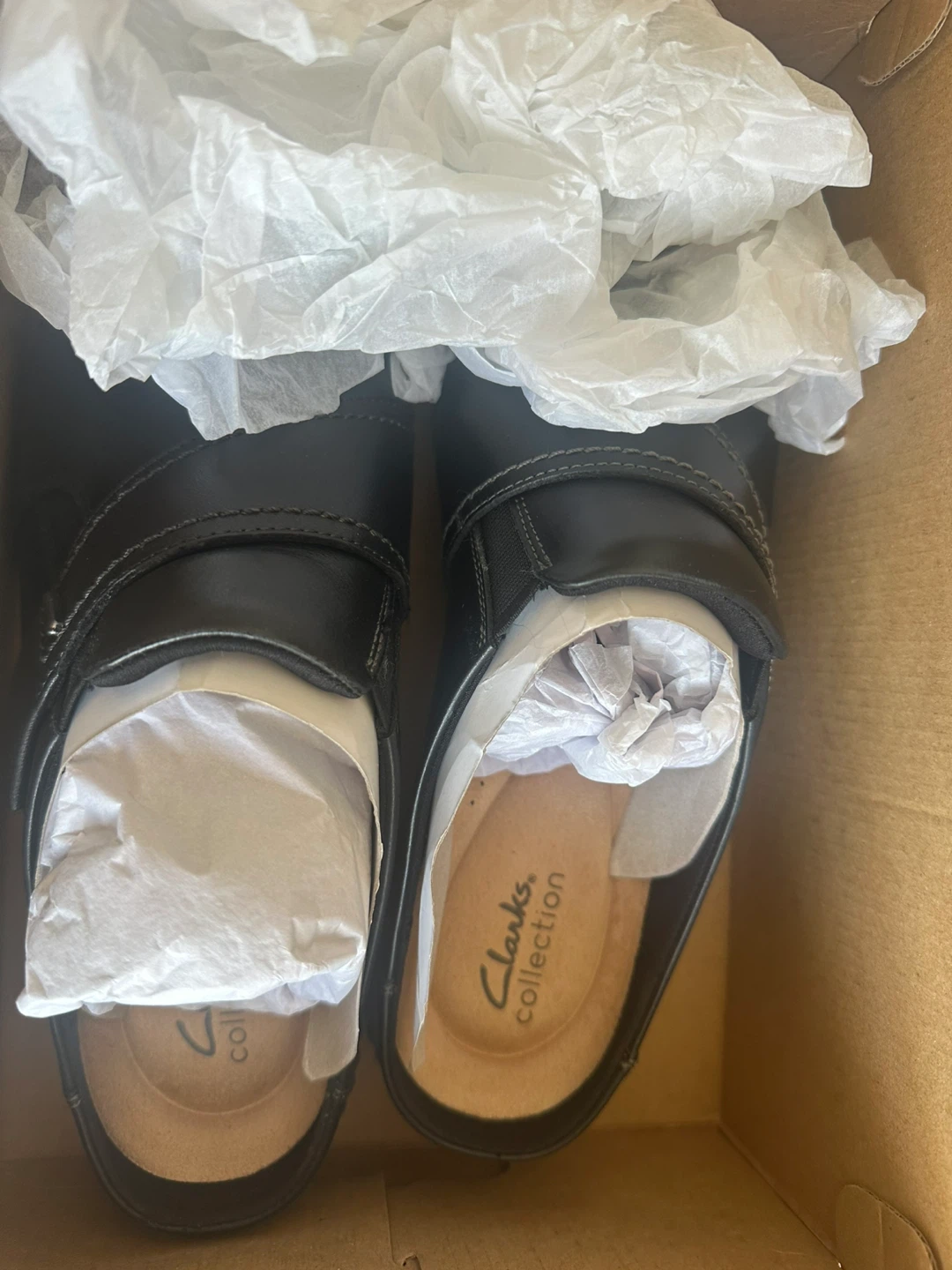 Clarks Caroline Bay Black Leather Clogs - Size 11M - photo 2