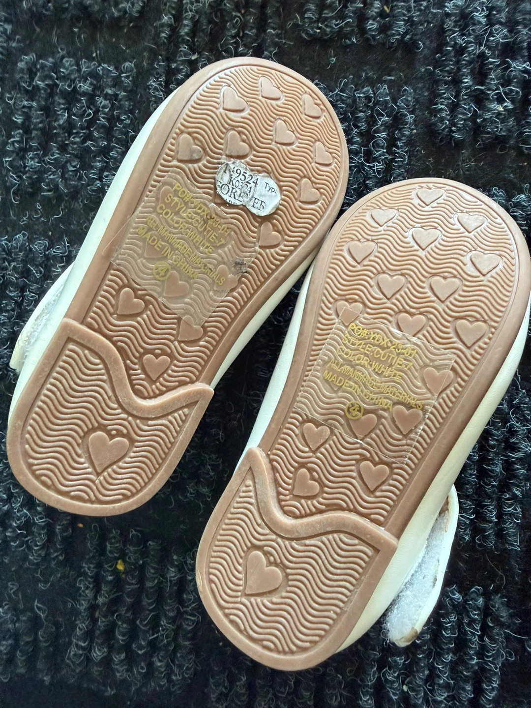 Little Blue House White Shoes - Size 4 - photo 2
