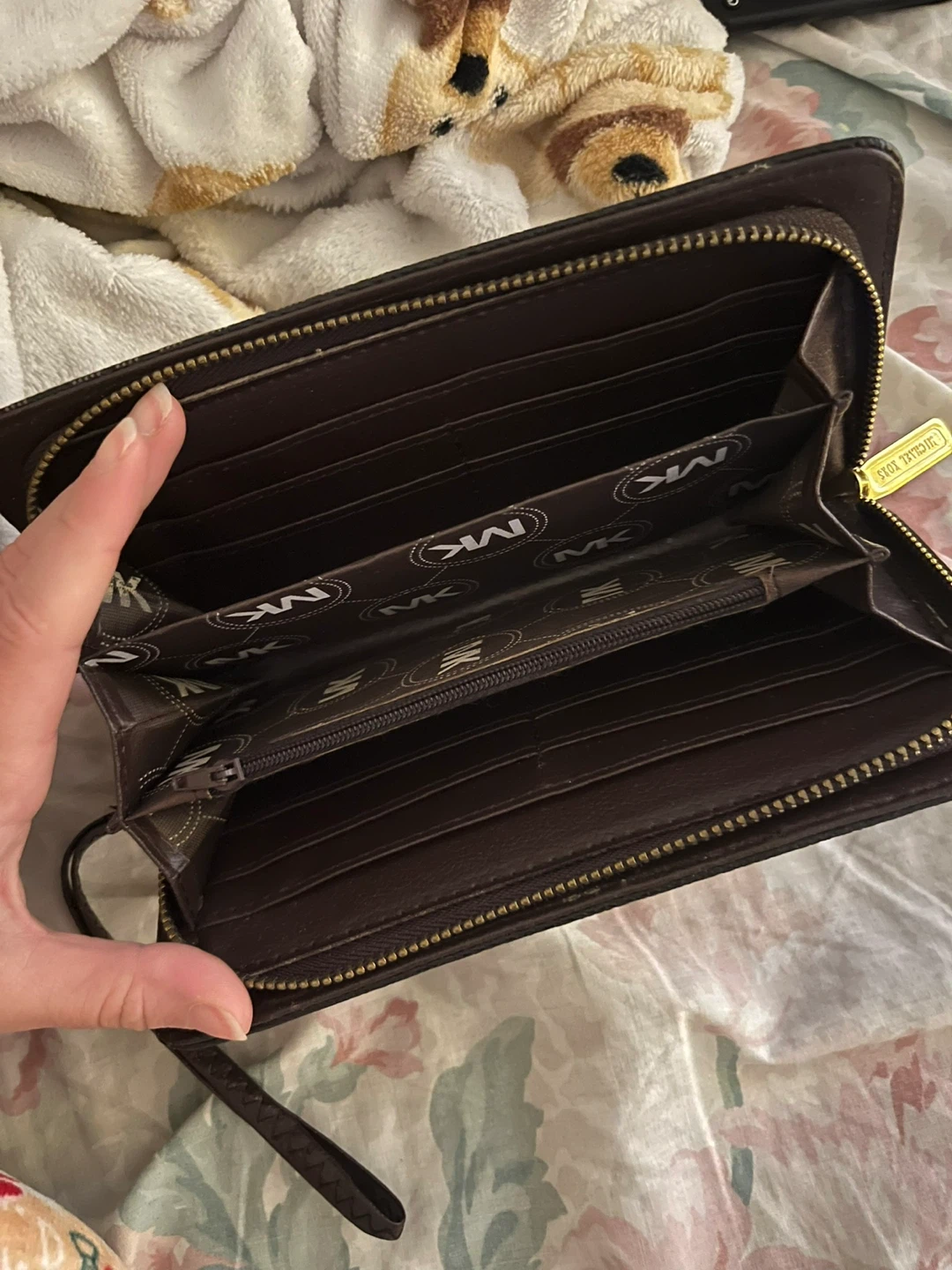 Michael Kors Wristlet Wallet - photo 4
