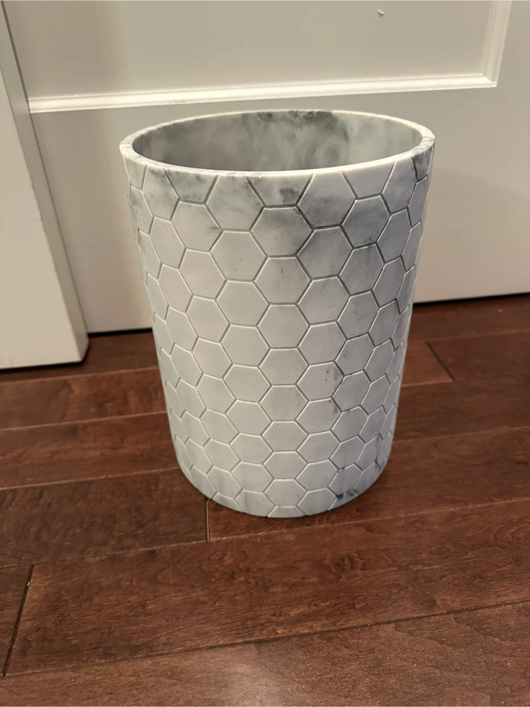 Ceramic/porcelain waste bin 🥕