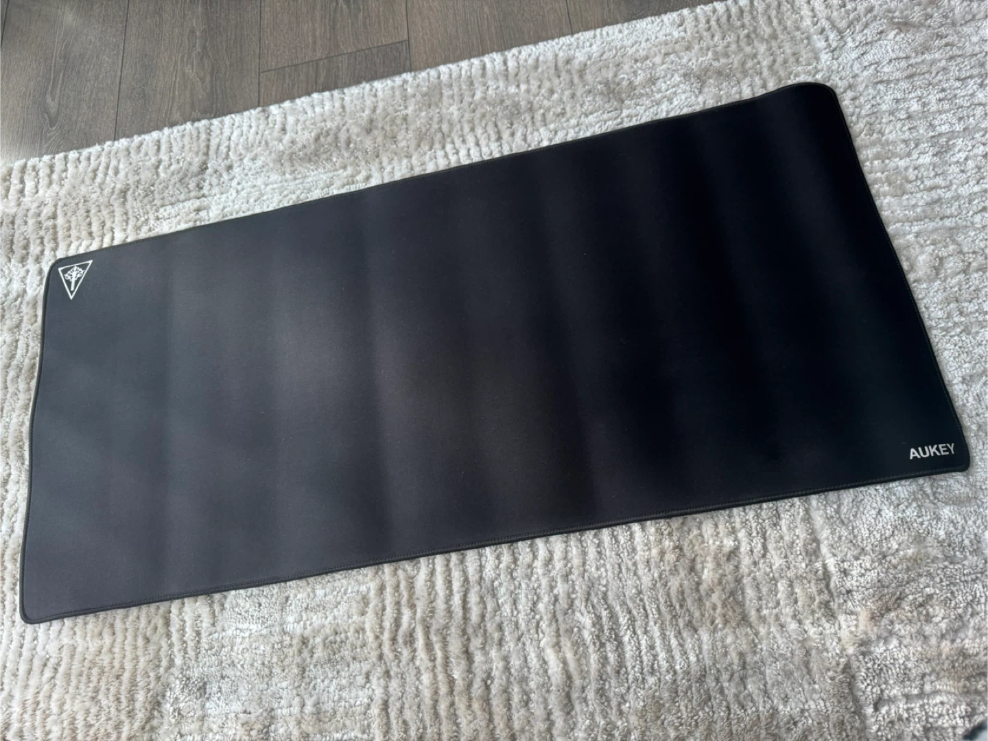 Aukey Black Gaming Mouse Pad - Large (88cm x 40cm)