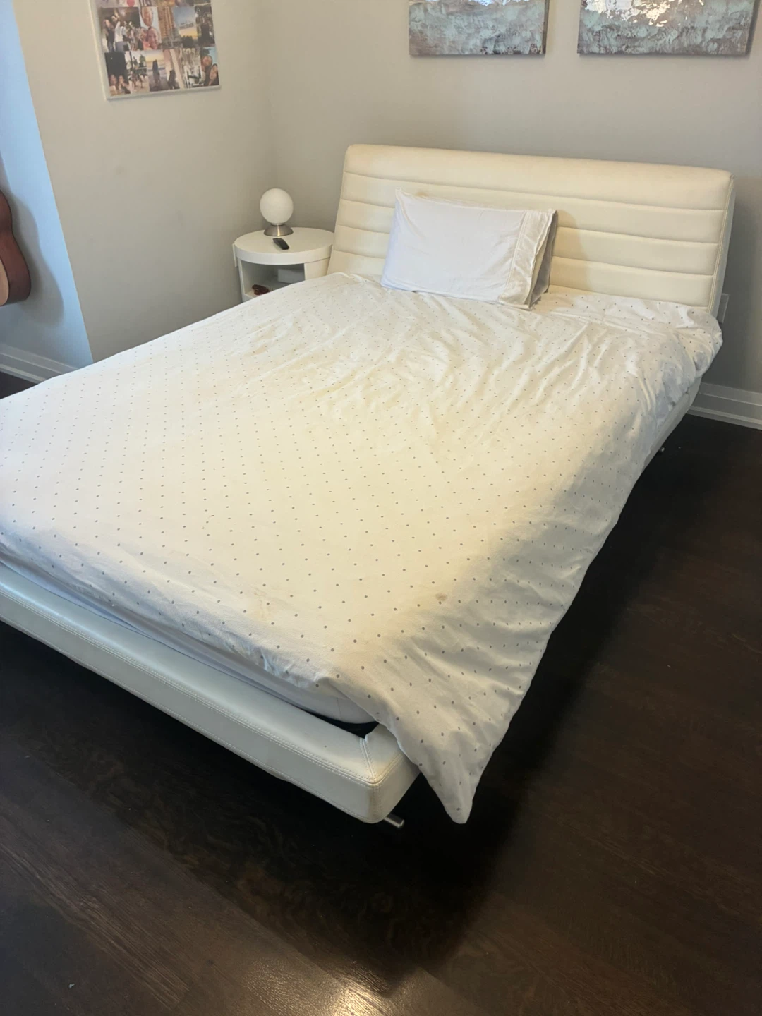 Queen Size Platform Bed - Faux Leather - photo 2