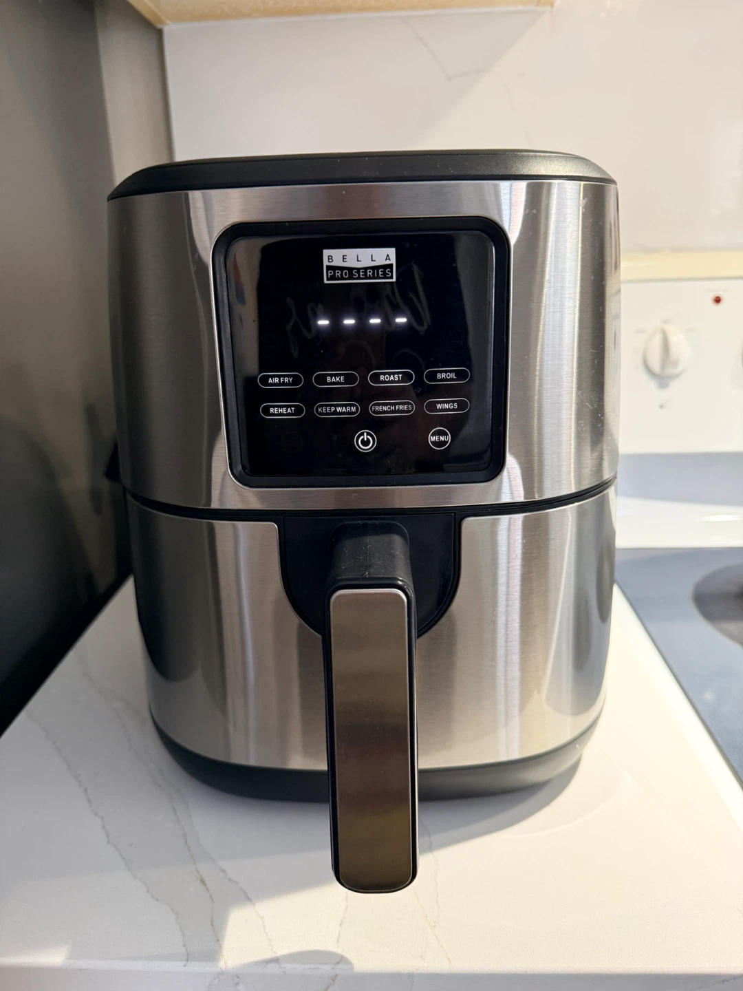 Bella Pro Series 4.2-qt Air Fryer - photo 3