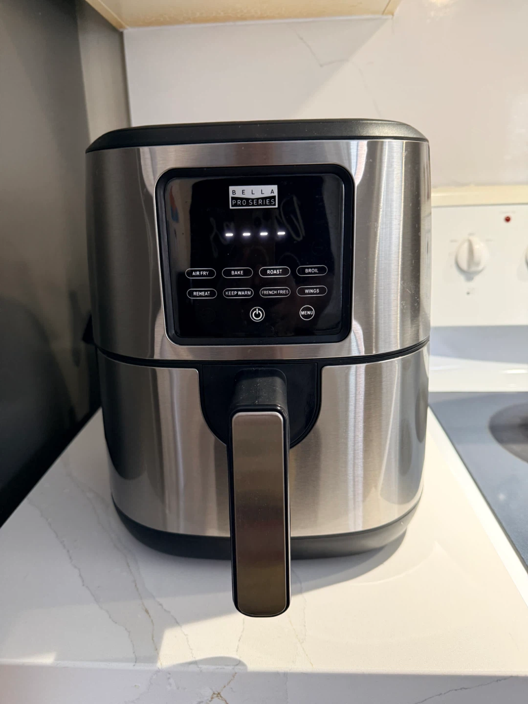 Bella Pro Series 4.2-qt Air Fryer - photo 4