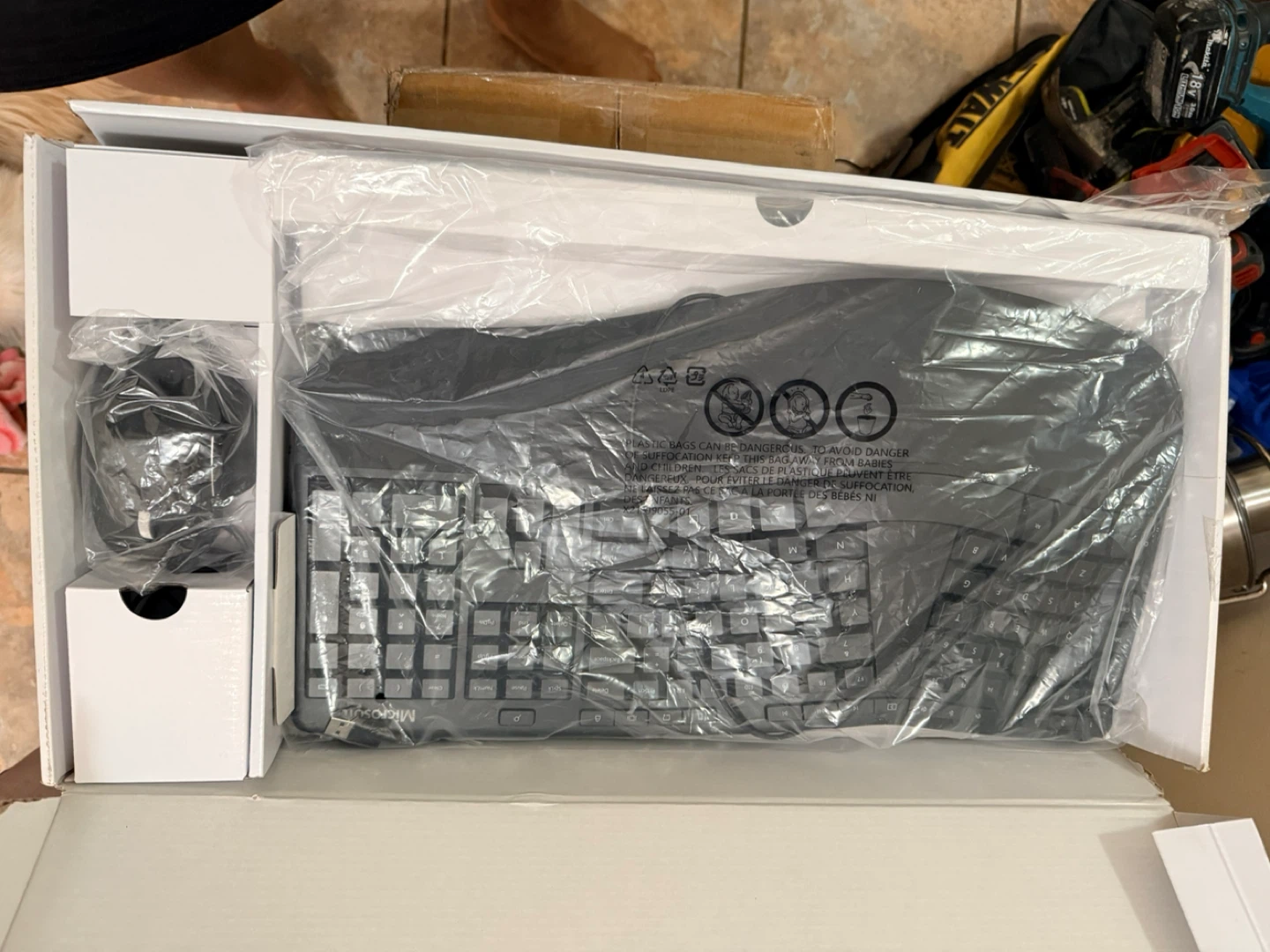 Microsoft Ergonomic Desktop Keyboard & Mouse - New