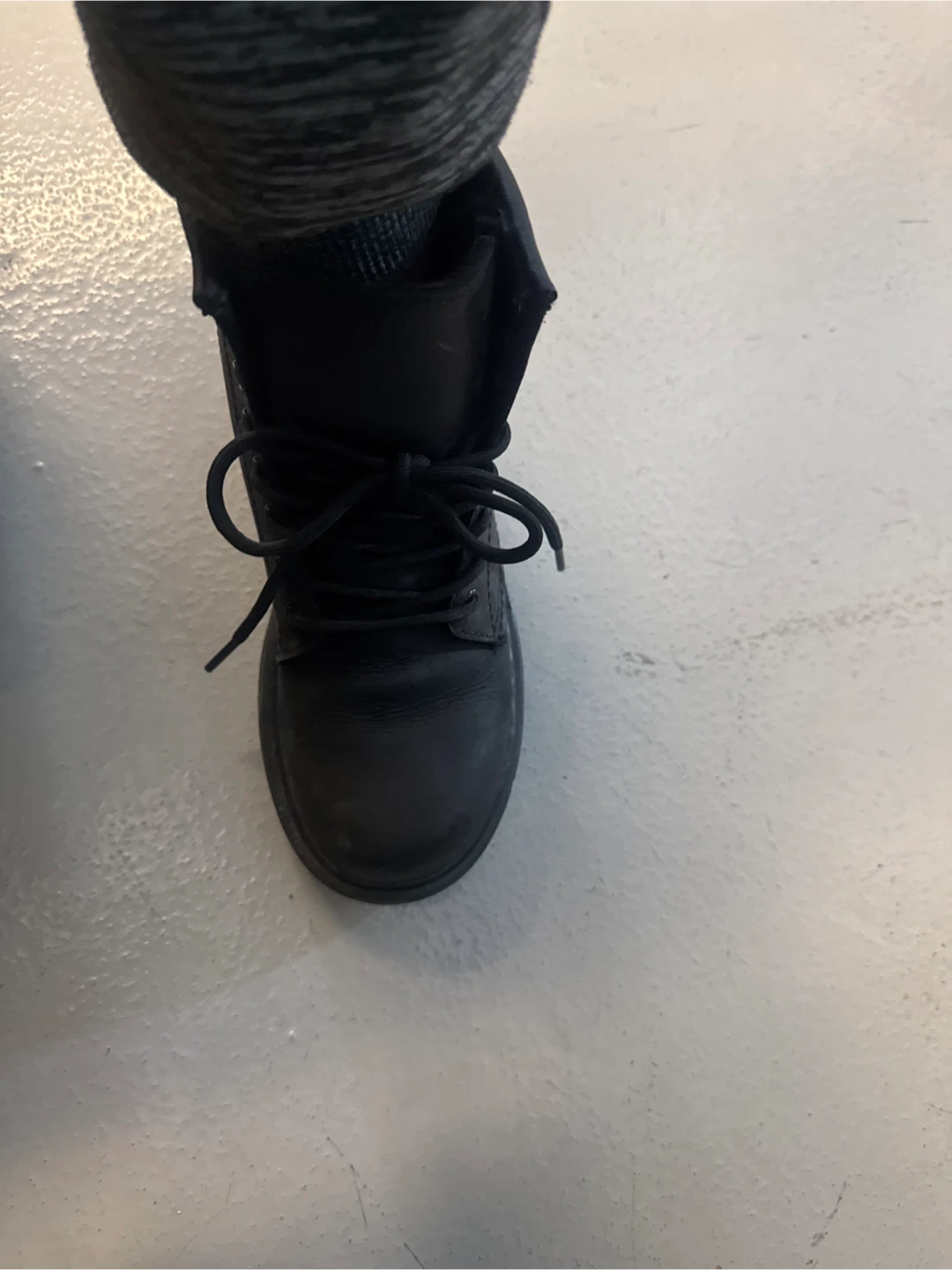 Dr Marteen Black Ankle Boots