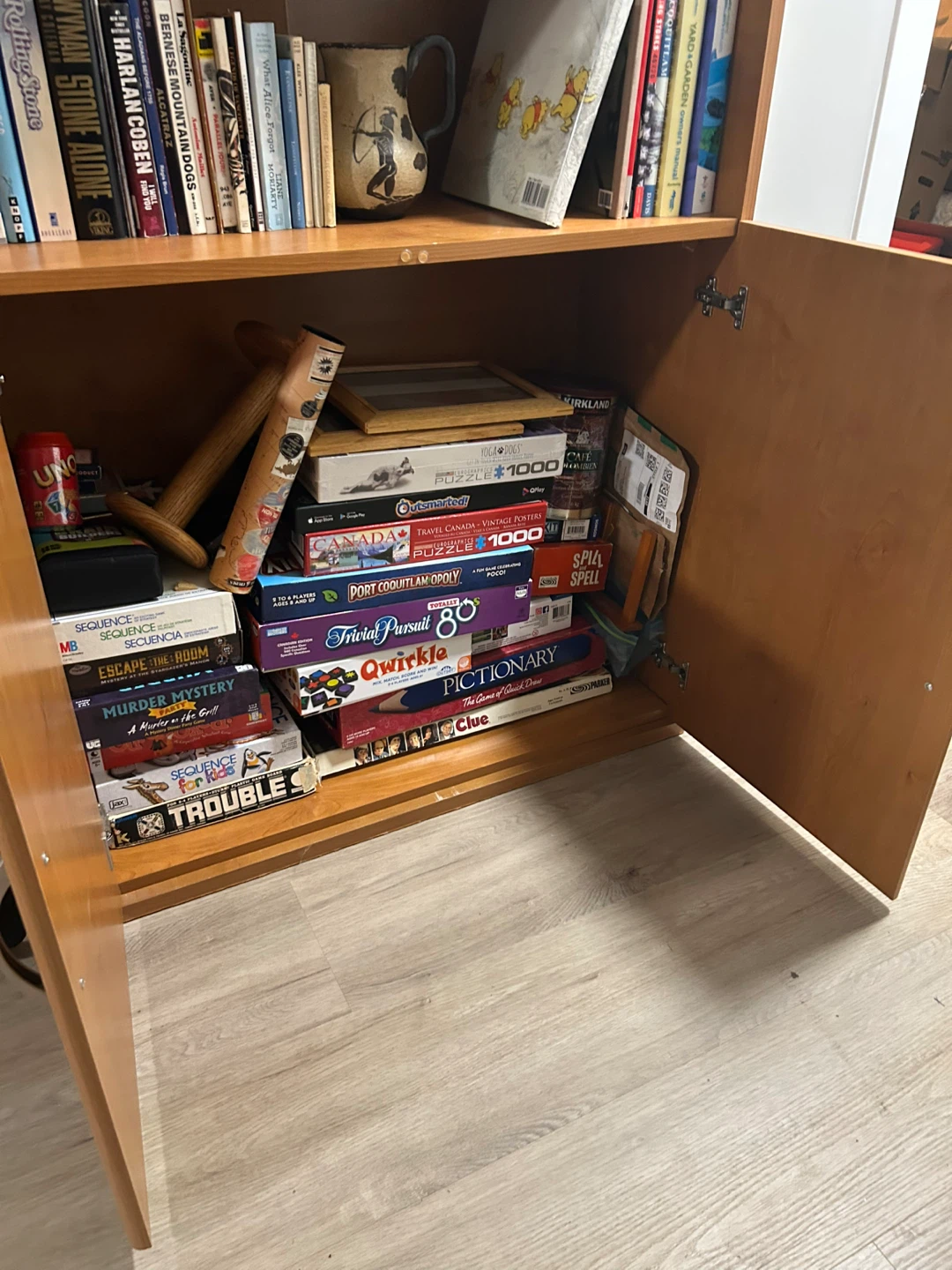 Desk and bookshelf - photo 3