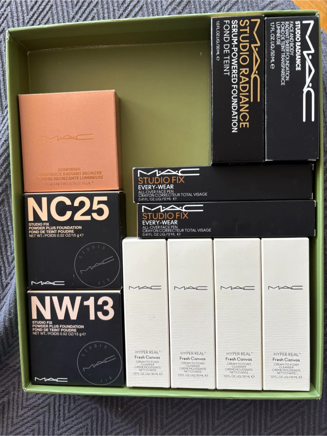 Mac face product bundle