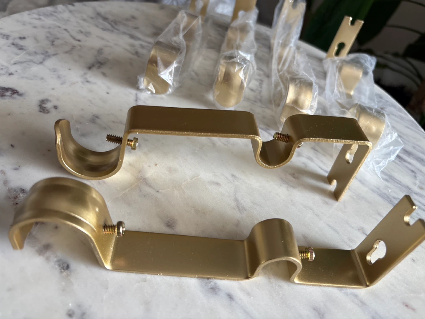 Gold Curtain Rod Brackets , double, set of 8 - photo 2