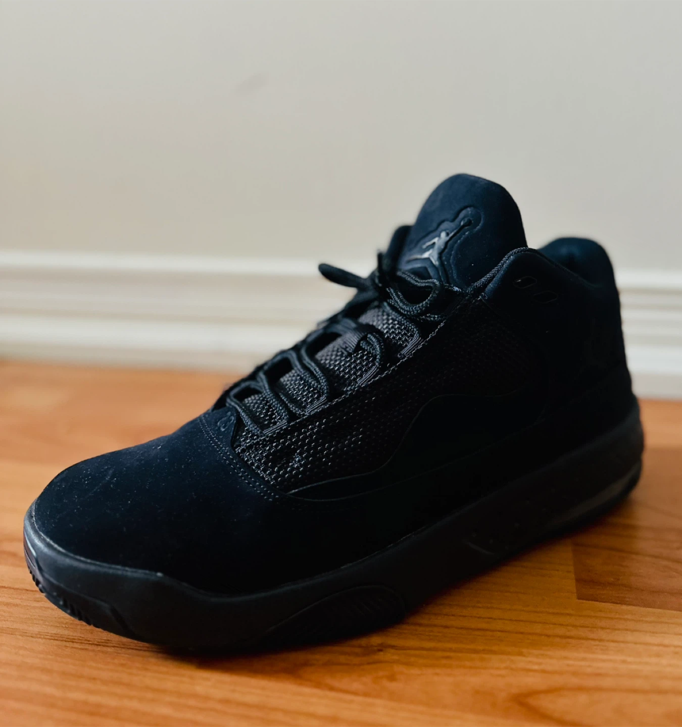 Air Jordan Max Aura 2 – Triple Black – Men’s US 9
