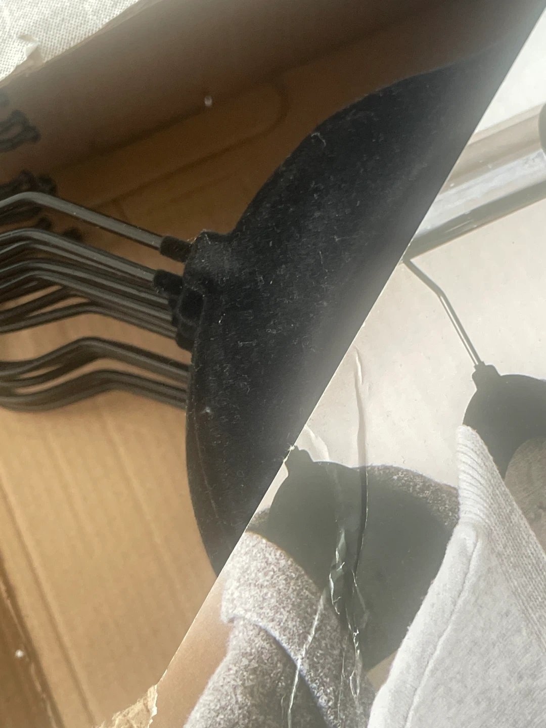 Non-Slip Velvet Hangers - 30 Pack - photo 4