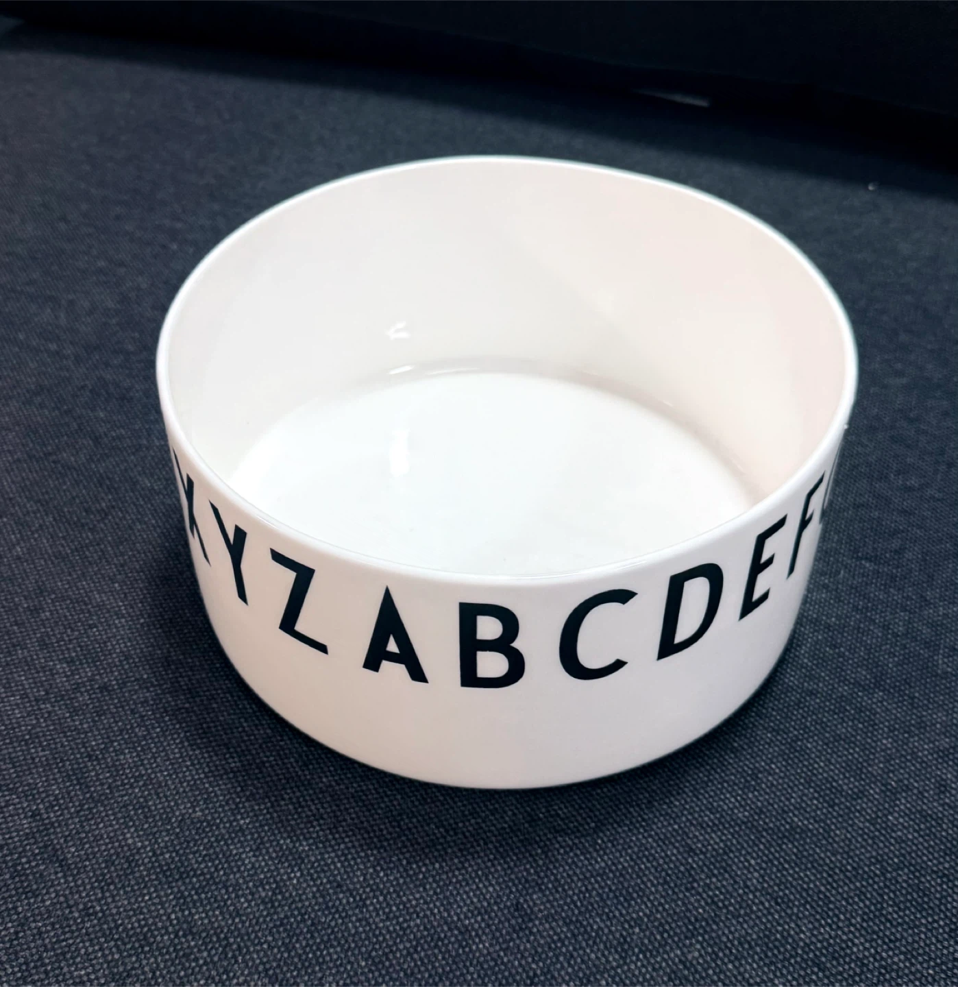 ARNE JACOBSEN DESIGN LETTER Large Porcelain Bowl - photo 2