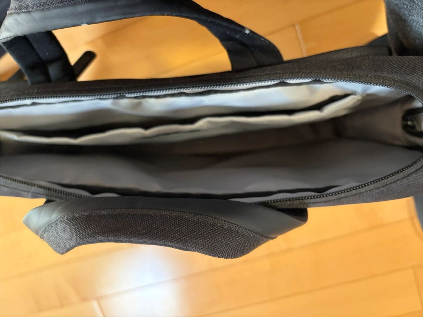 HP Black Laptop Bag - photo 2