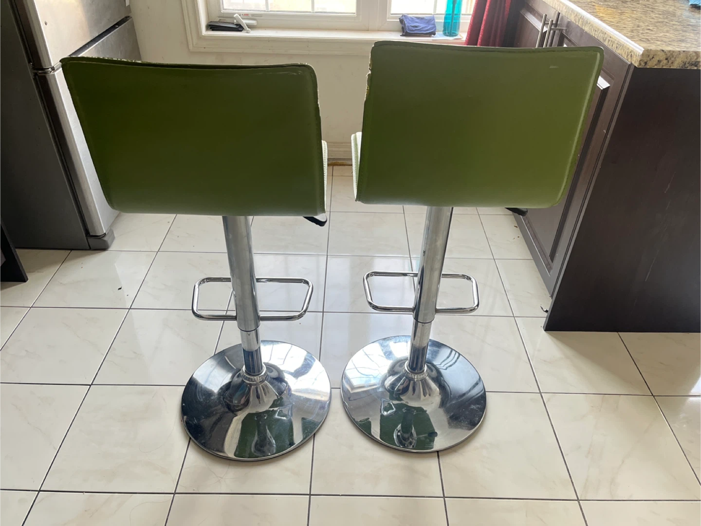 Set of 2 Green Bar Stools-Move out sale - photo 3