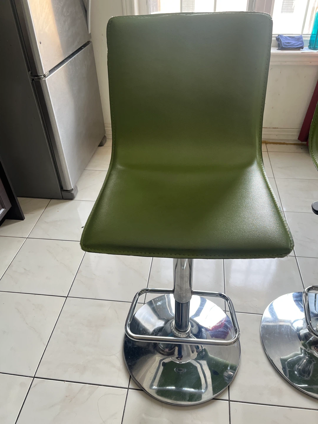 Set of 2 Green Bar Stools-Move out sale - photo 2