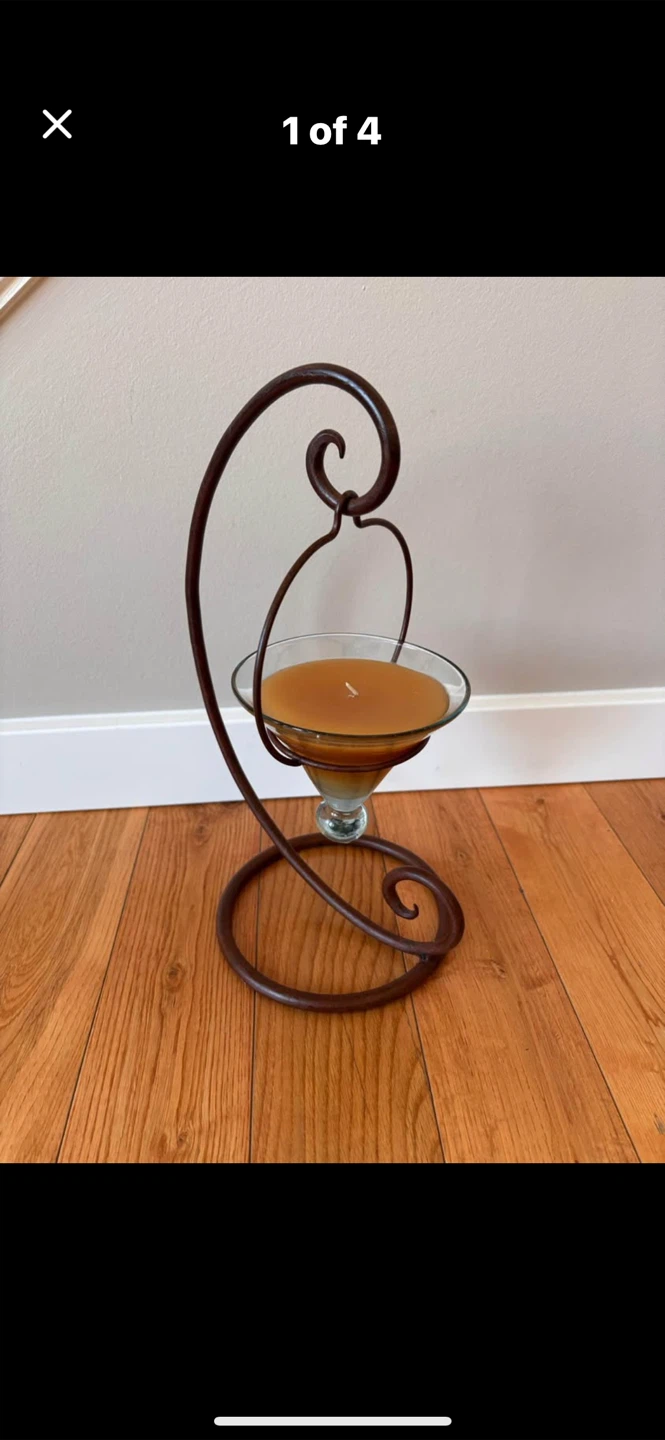 Decorative Candle Holder w/1 Big Candle