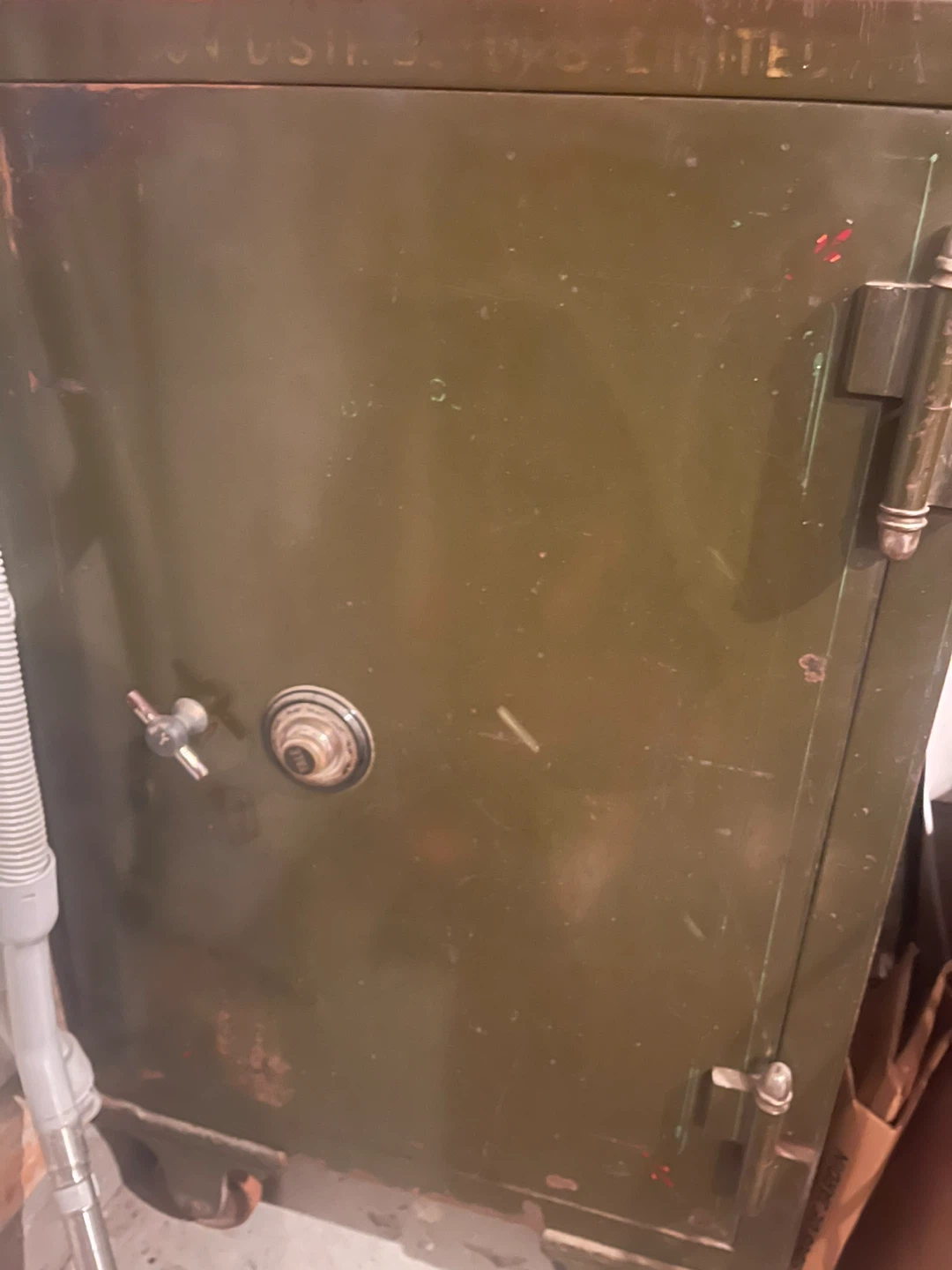Vintage Safe - Olive Green