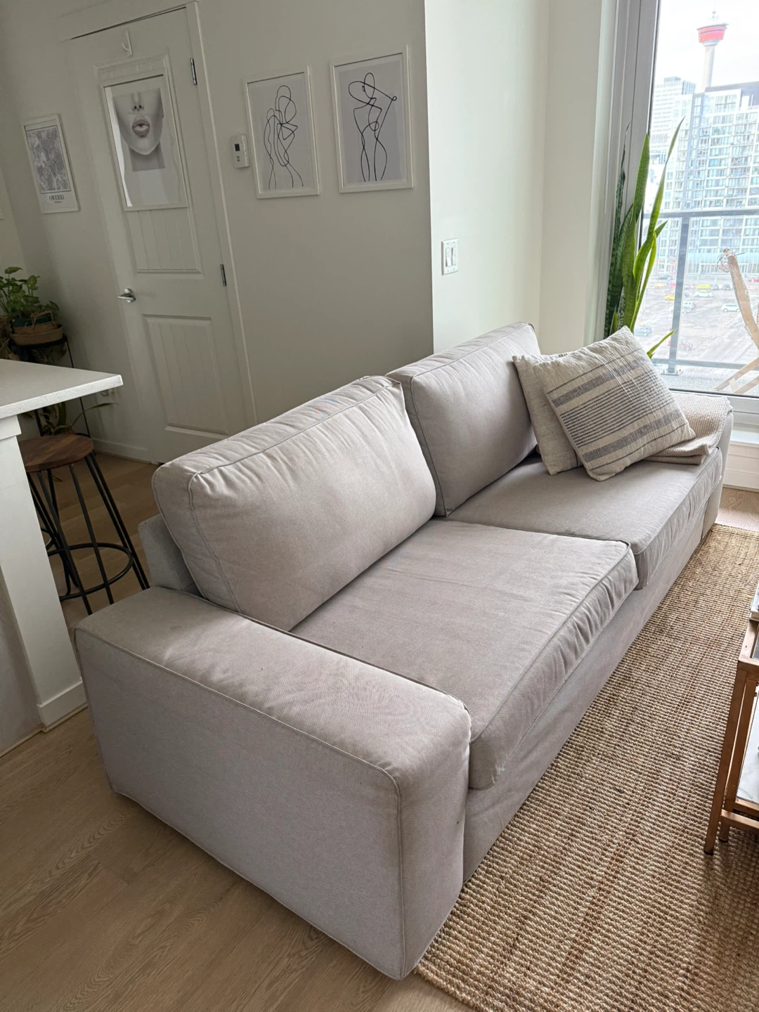 IKEA KIVIK couch - Comfortable Light Grey Sofa