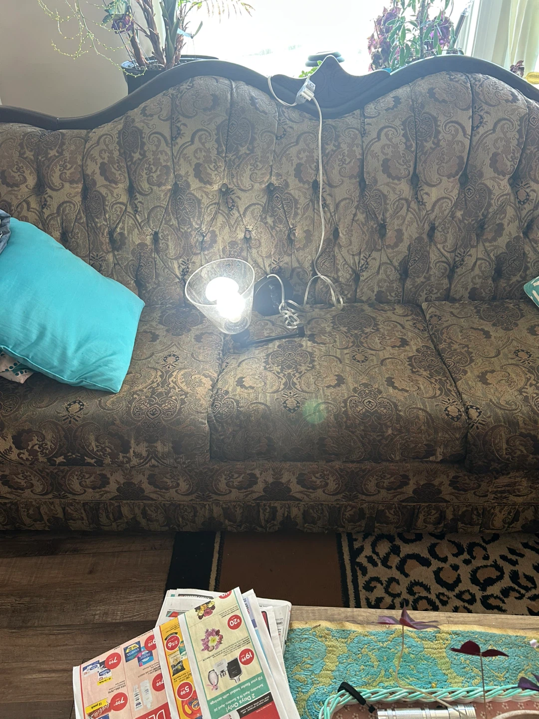 Glass Shade Table Lamp - photo 2