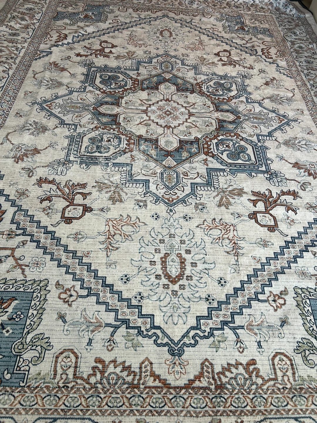 10x14 feet Patterned Area Rug - photo 5