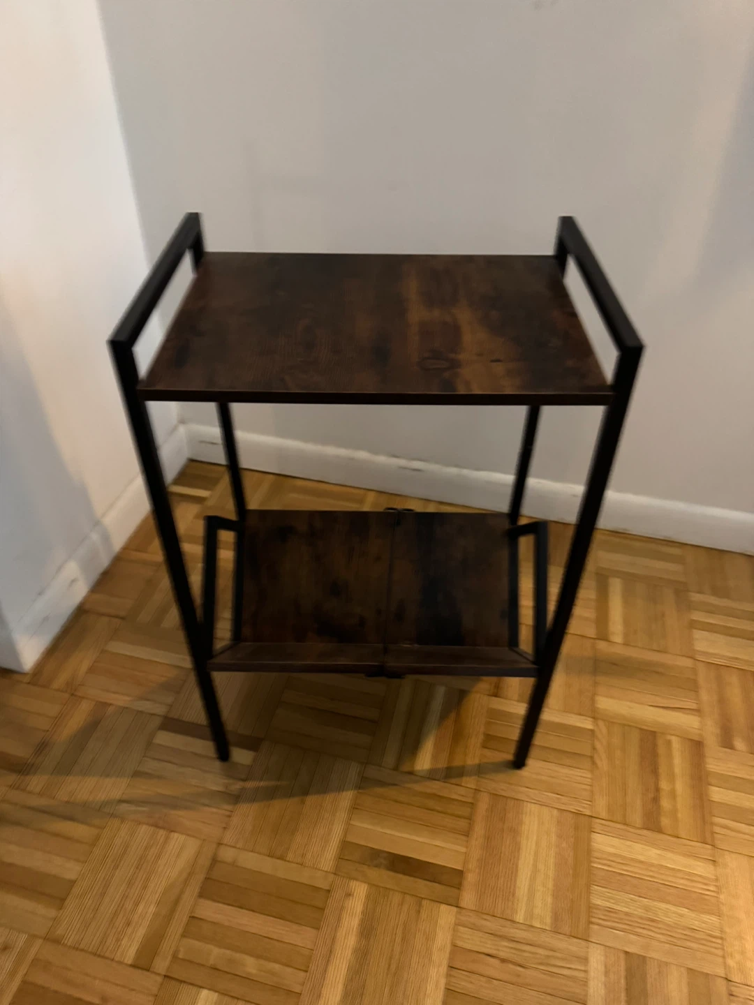 Record player stand with vinyl holder