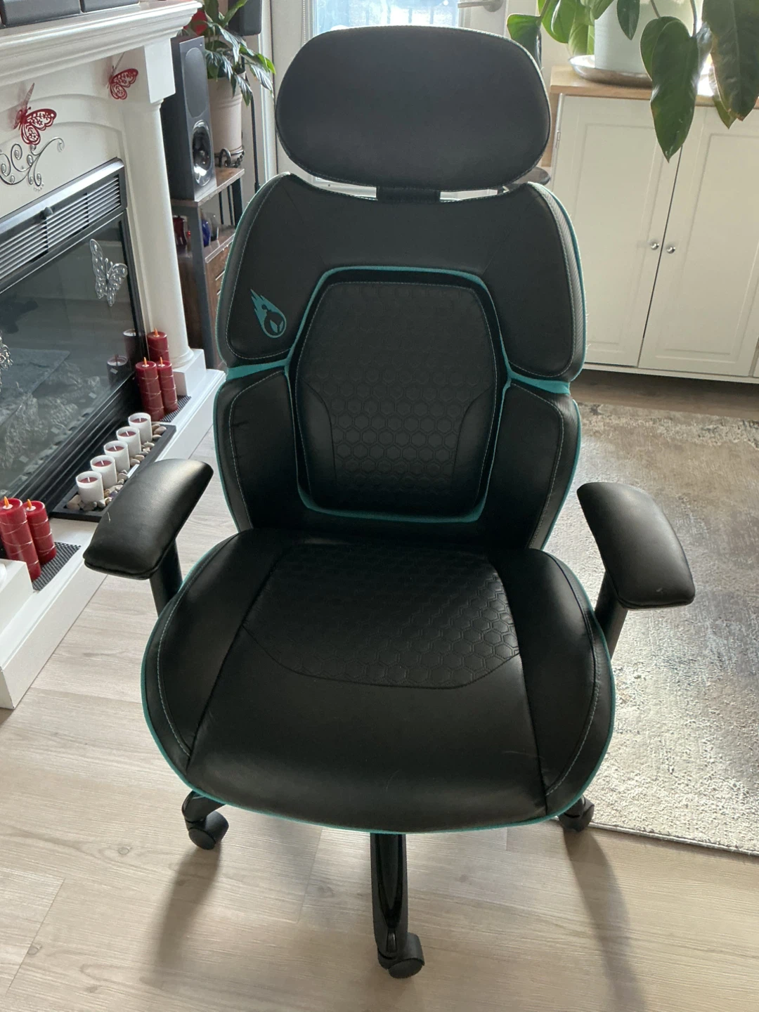 Respawn Black & Teal Gaming Chair