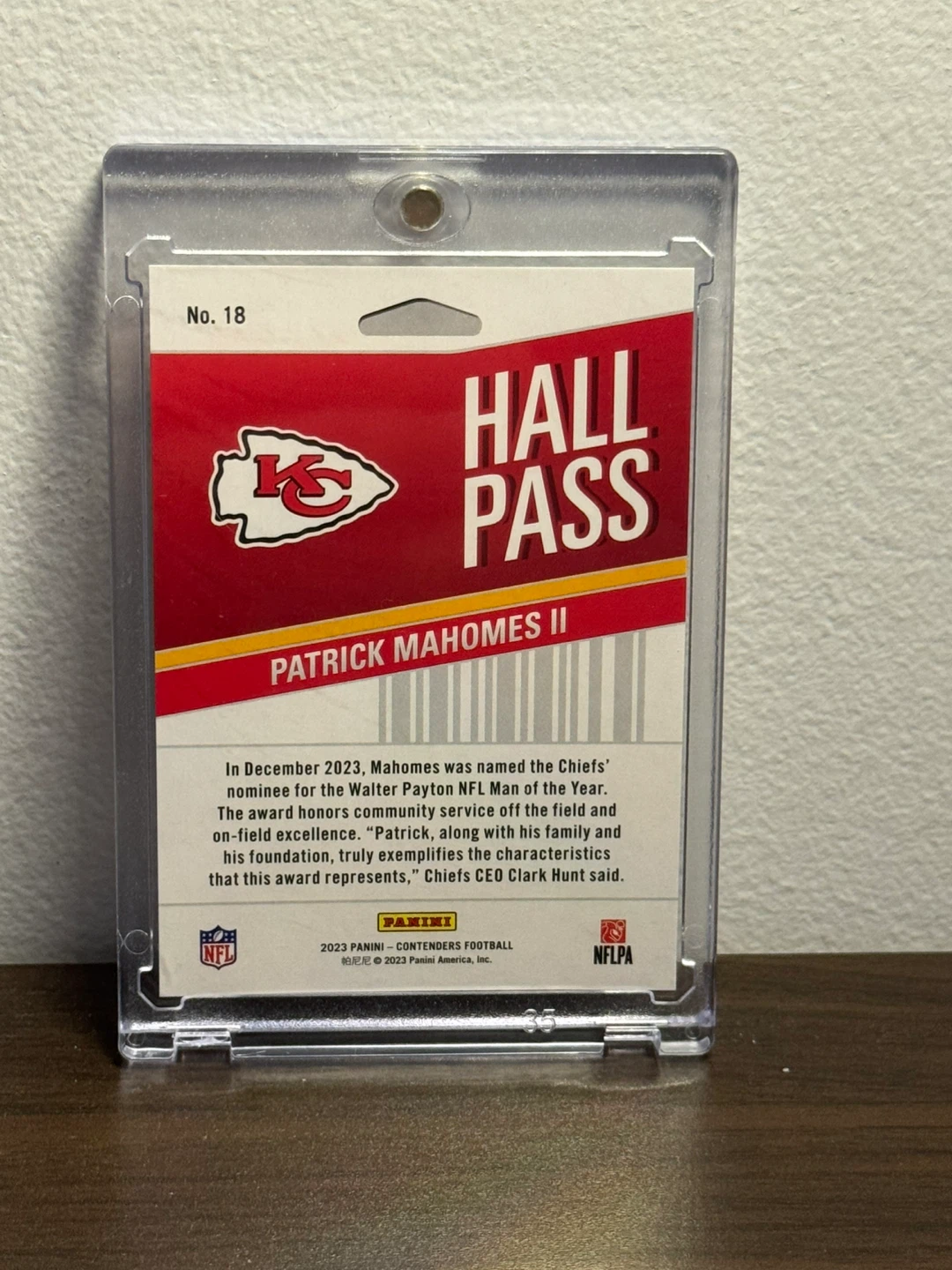 Patrick Mahomes II Hall Pass Football Card - photo 2