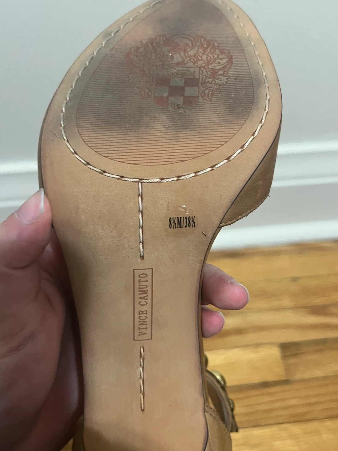 Vince Camuto Heels Size 8.5 - photo 3