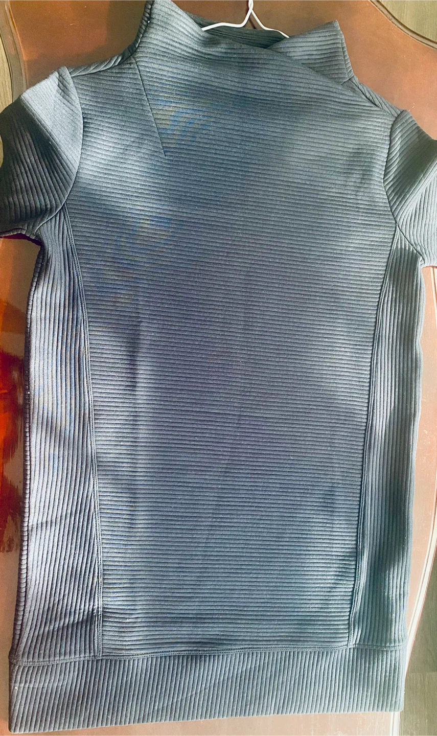 Joe Fresh Active XS Black Pullover - photo 4