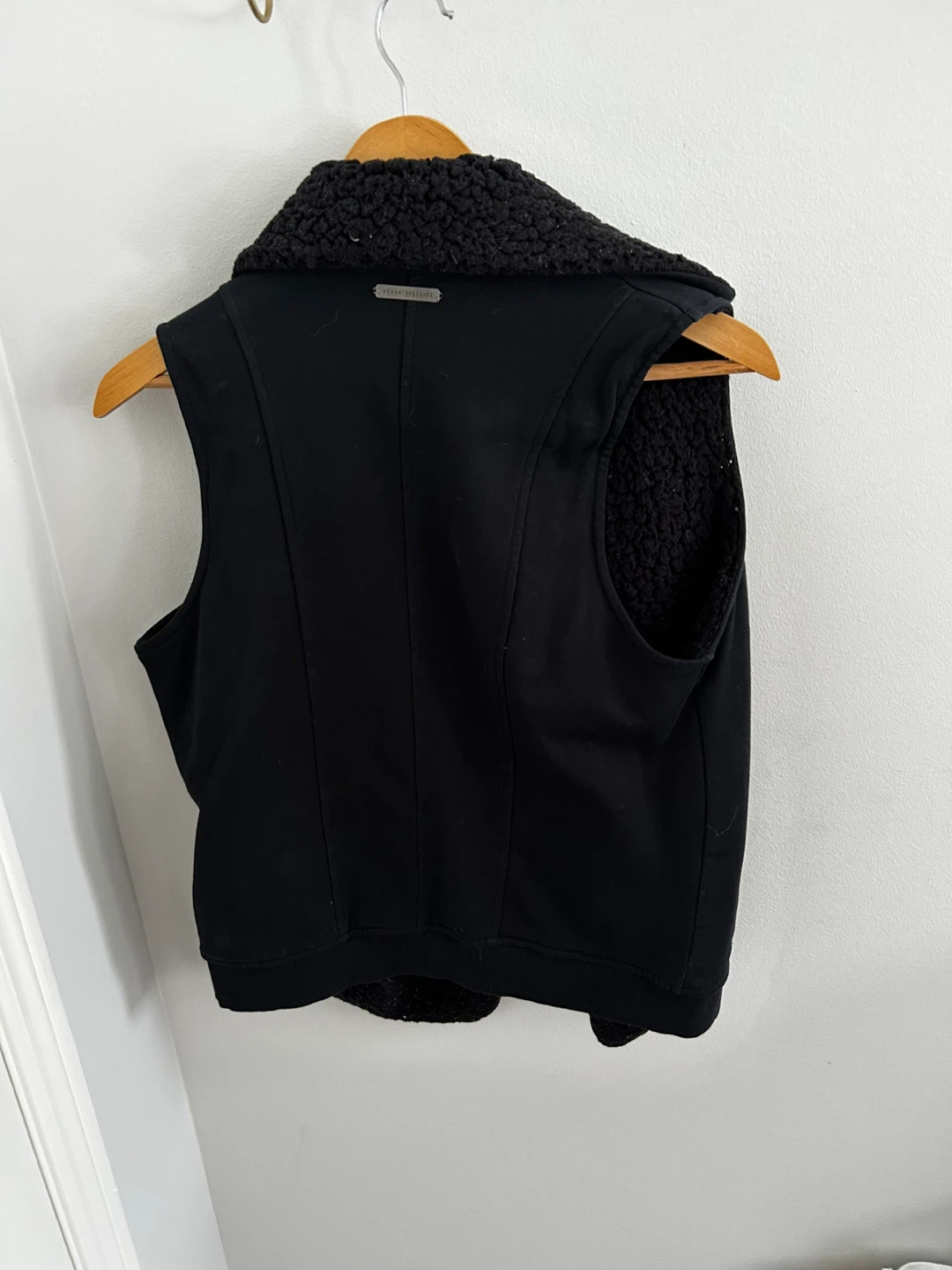 Armani Exchange Black Vest - photo 2