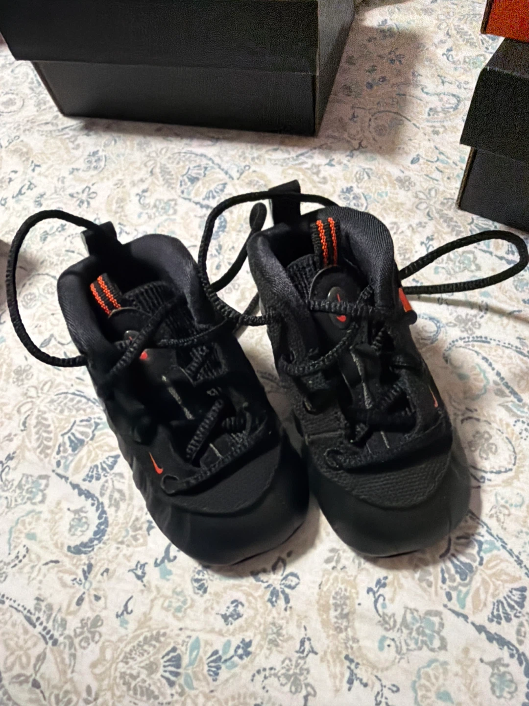 Nike Foamposite Toddler Shoes - Size 4 - photo 4