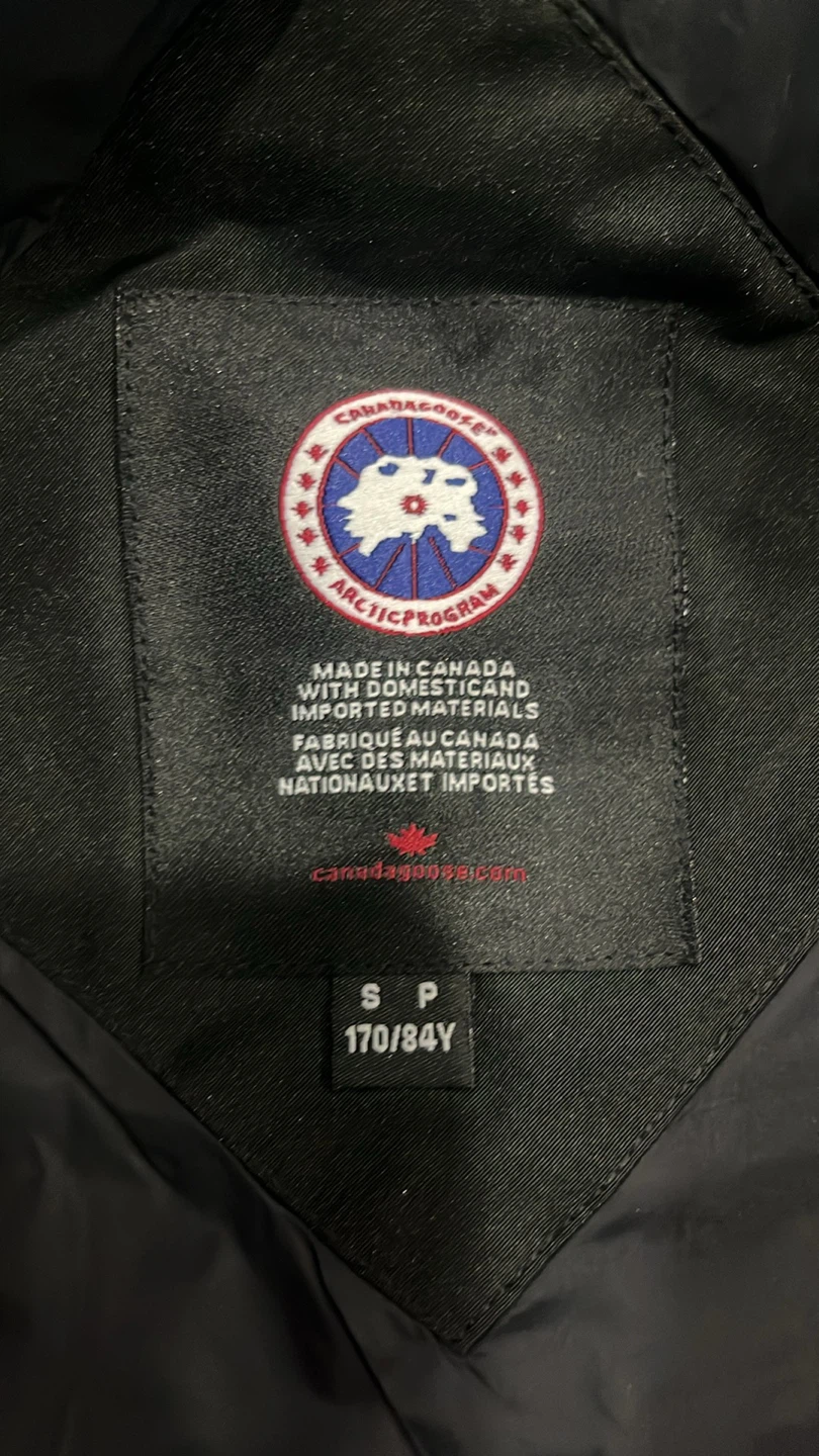 Canada Goose Wyndham Jacket - photo 4