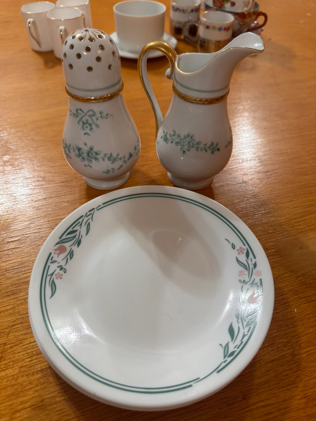Vintage Porcelain Creamer & Salt Shaker Set 🥕