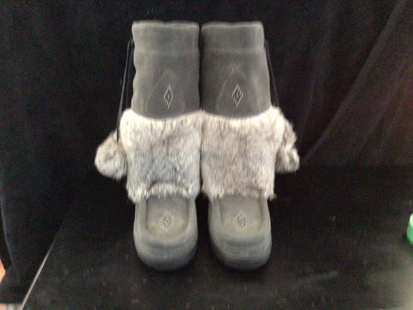 Manitobah boots