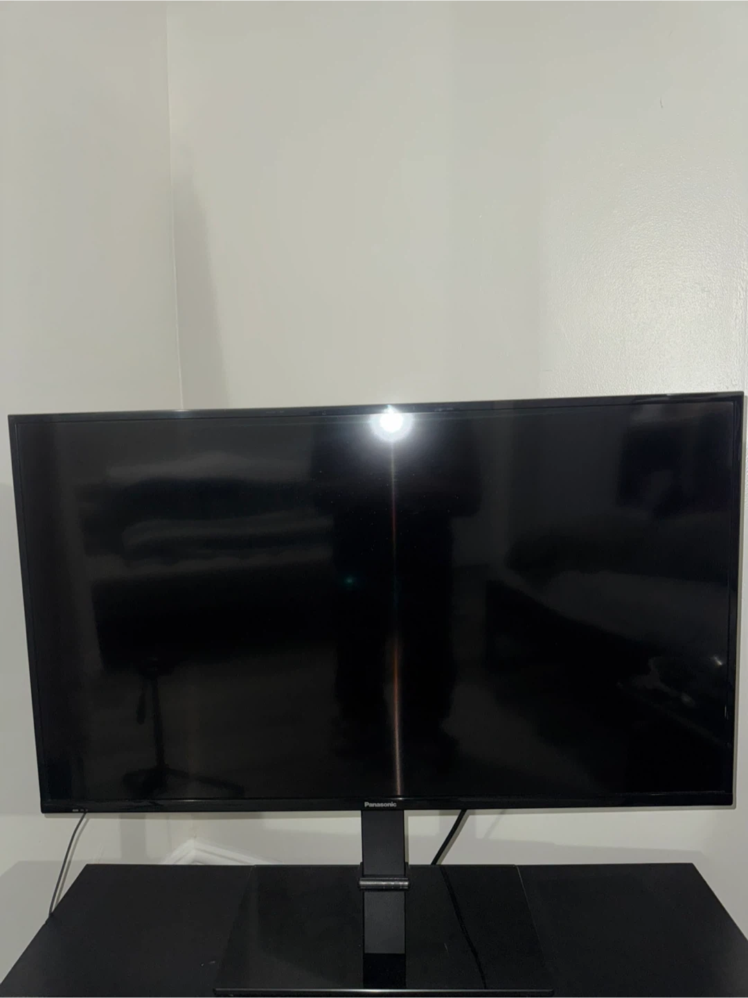 34”Panasonic TV & TV stand