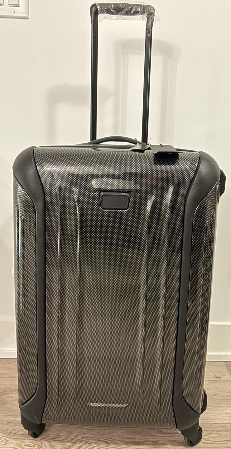 TUMI medium Vapor Suitcase