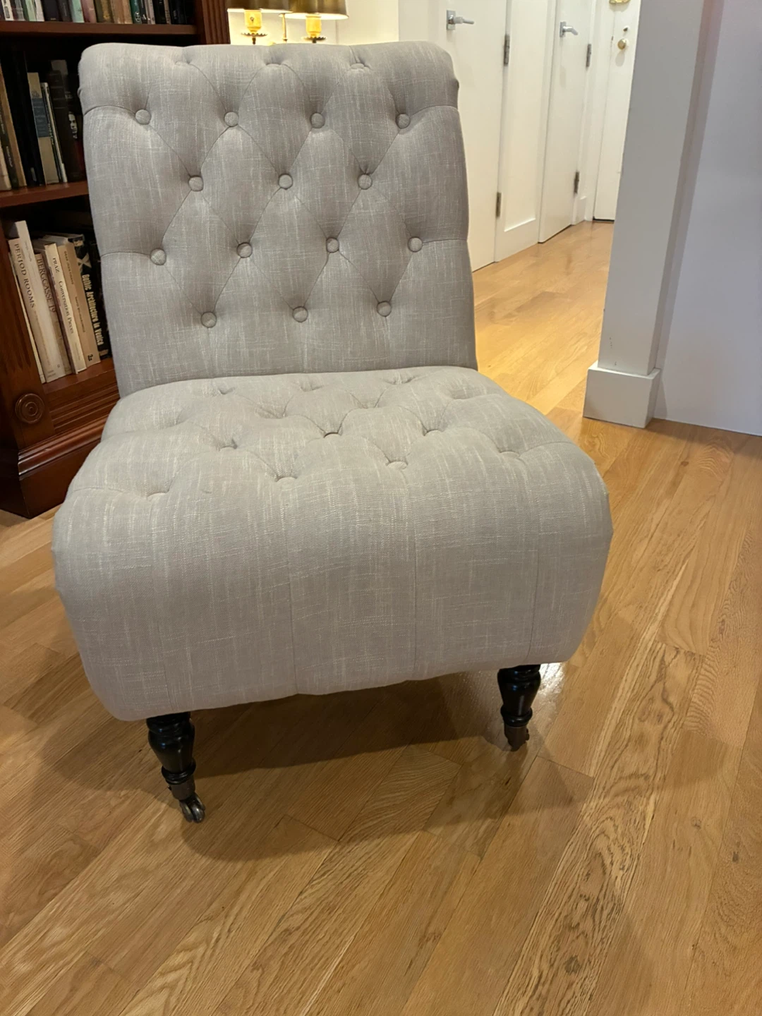 Tufted Accent Chair - Beige - photo 4