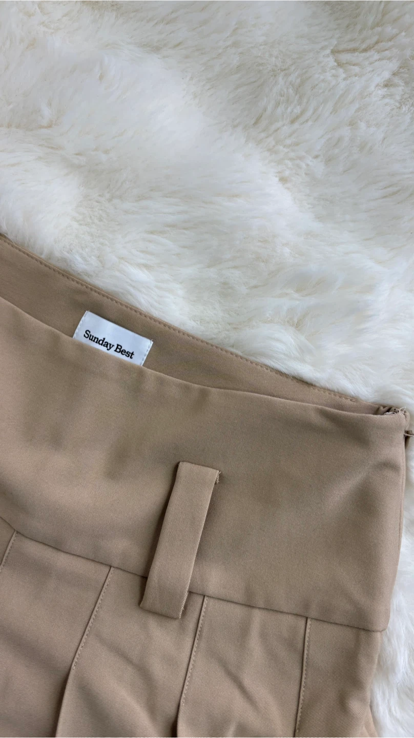 Aritzia Sunday Best - Beige Pleated Mini Skirt- Size 0 - photo 3