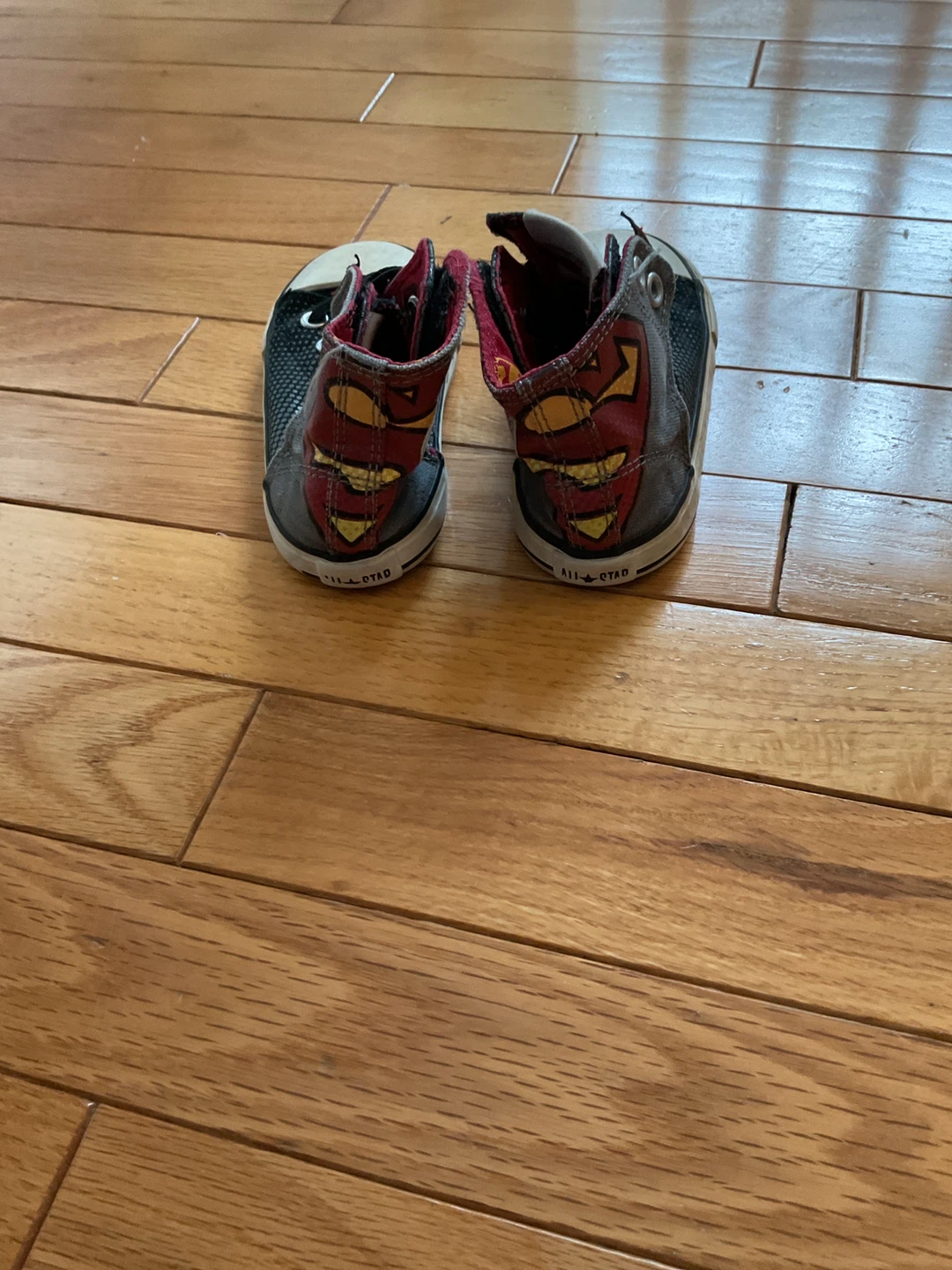 Superman Converse High-Tops - photo 2
