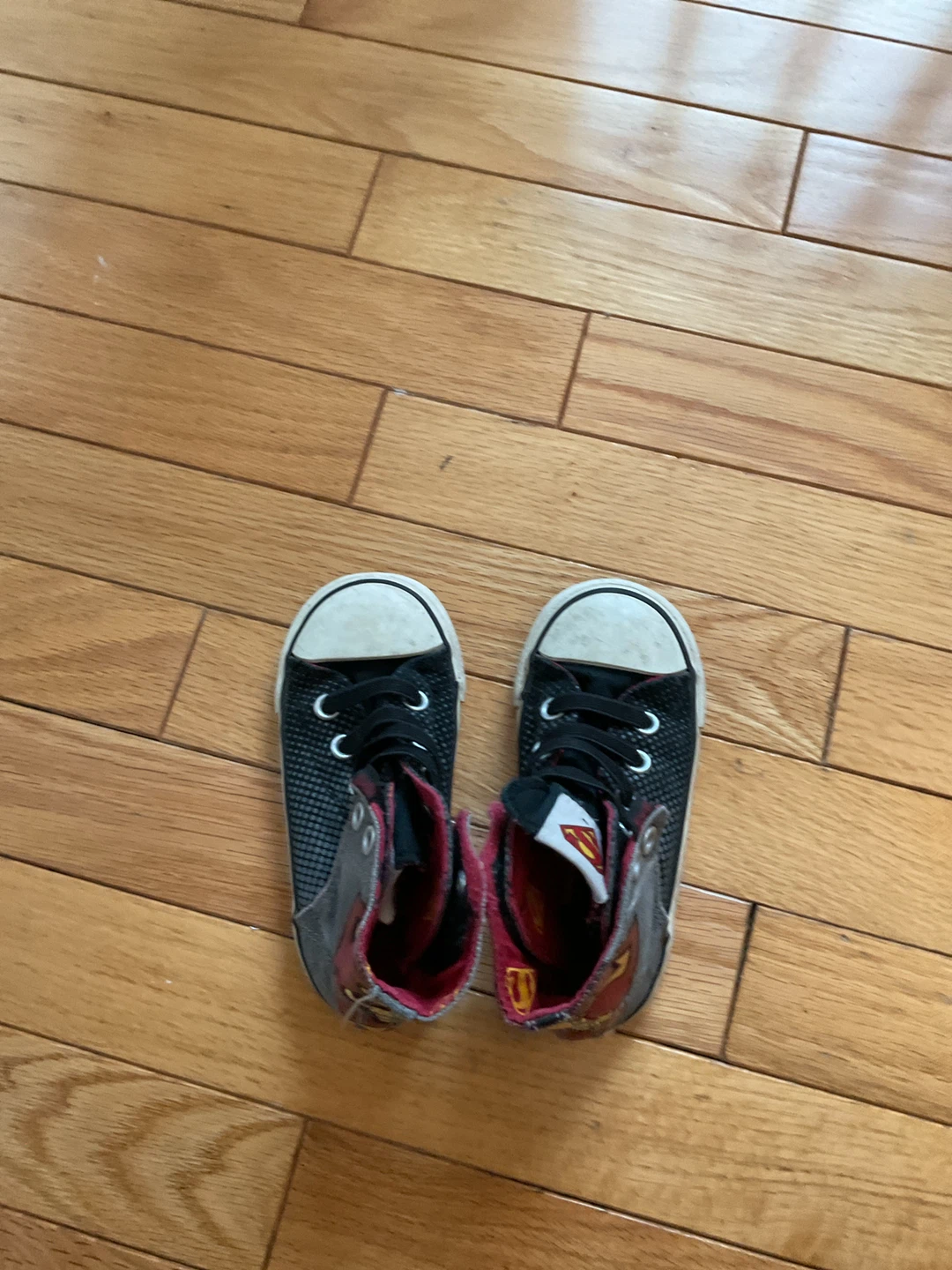 Superman Converse High-Tops - photo 3
