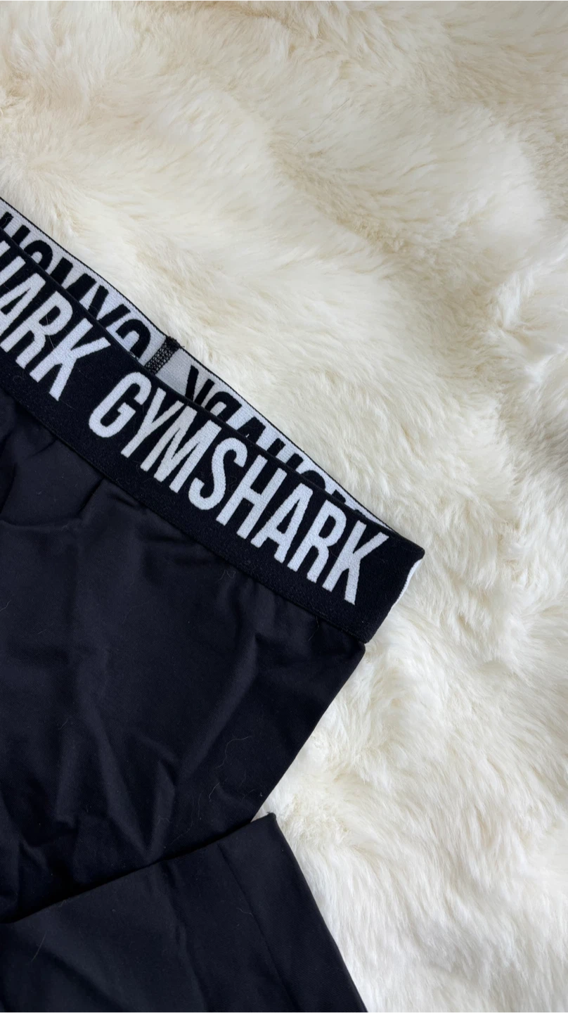 Gymshark Seamless Cropped Black Leggings - Size Small