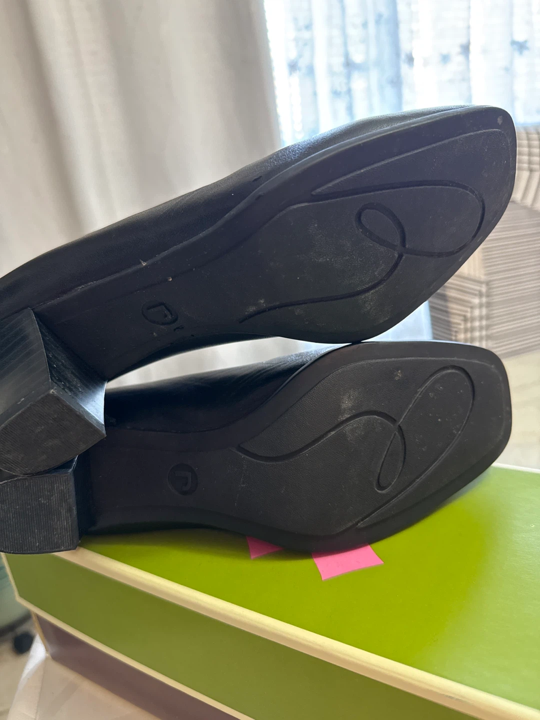 Rockport Black Leather Heeled Loafers - Size 7 - photo 2