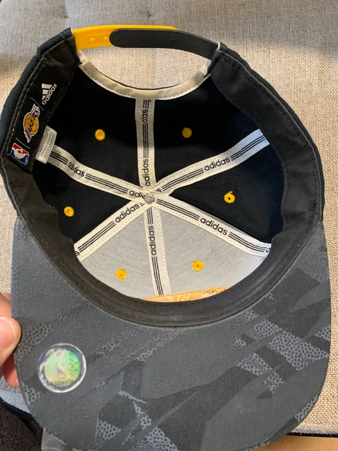 Adidas Los Angeles Lakers Snapback Hat - photo 2