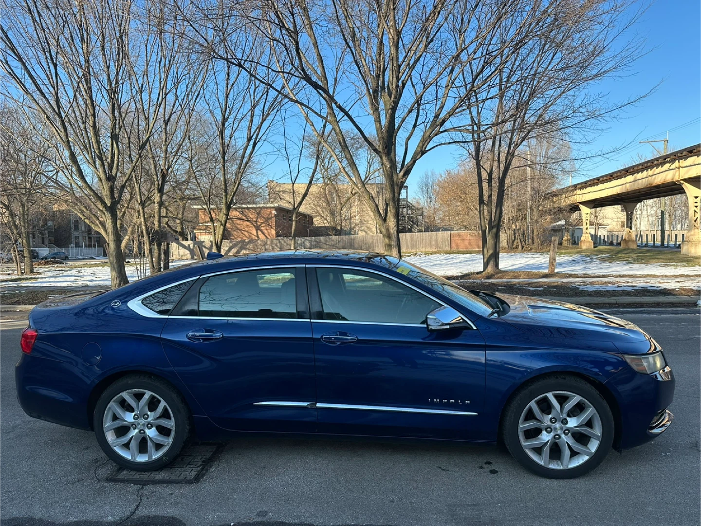 2014 Chevrolet Impala LTZ - Blue Sedan 85k - photo 2
