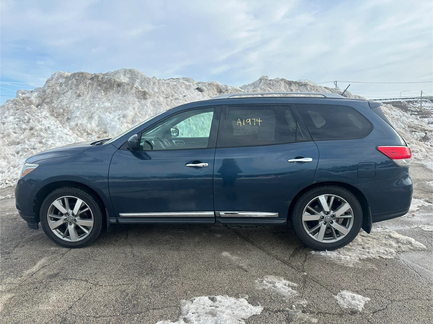 2014 Nissan Pathfinder SUV PLATINUM 87k
