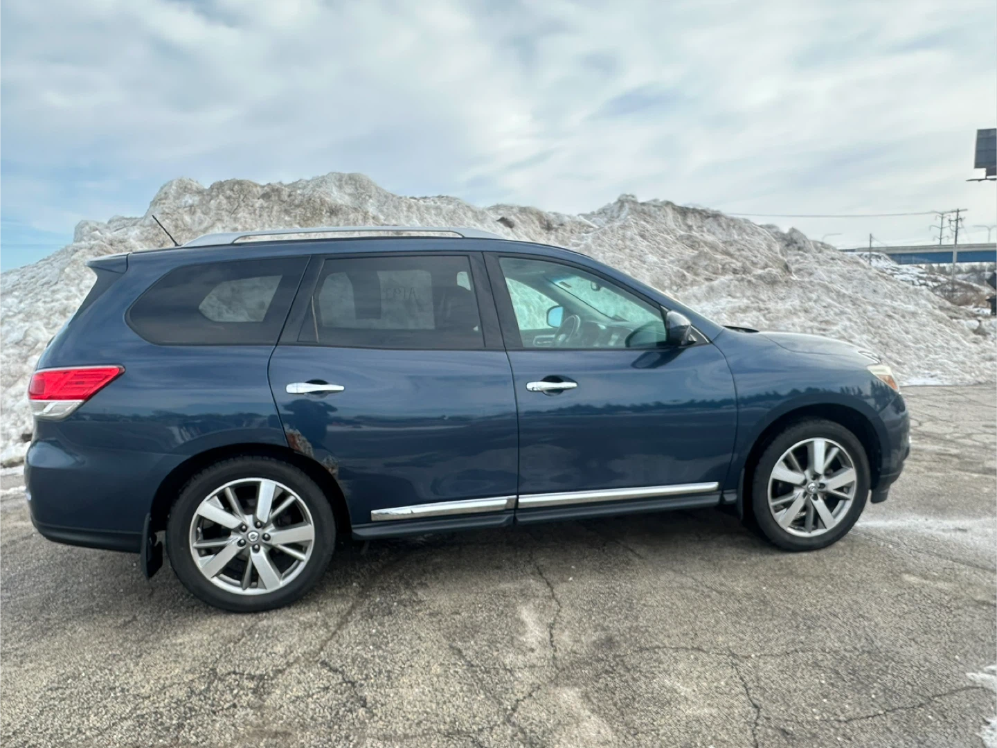 2014 Nissan Pathfinder SUV PLATINUM 87k - photo 2