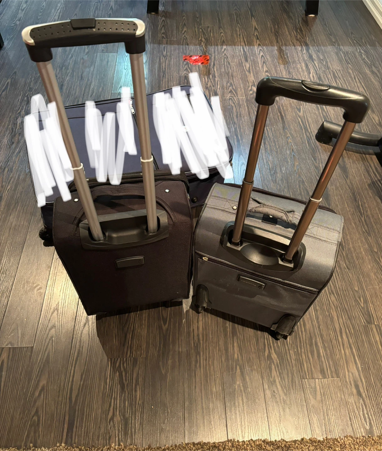 $20 Rolling carryons - used, great condition - photo 2