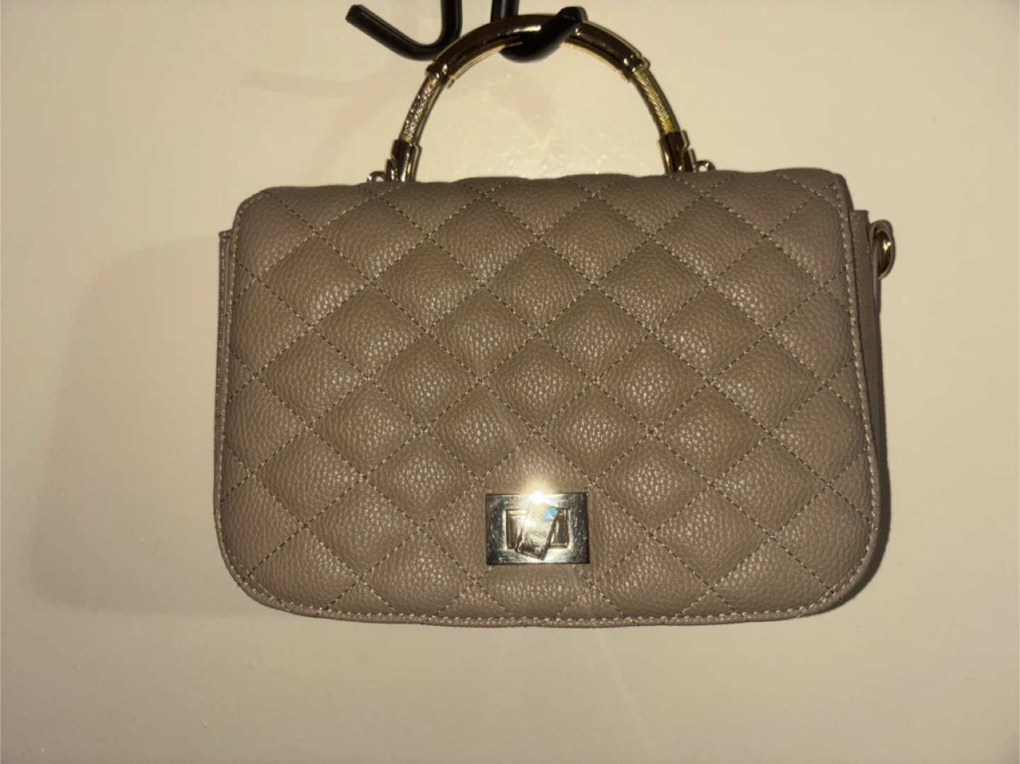Elizabeth Grant Quilted Crossbody Bag